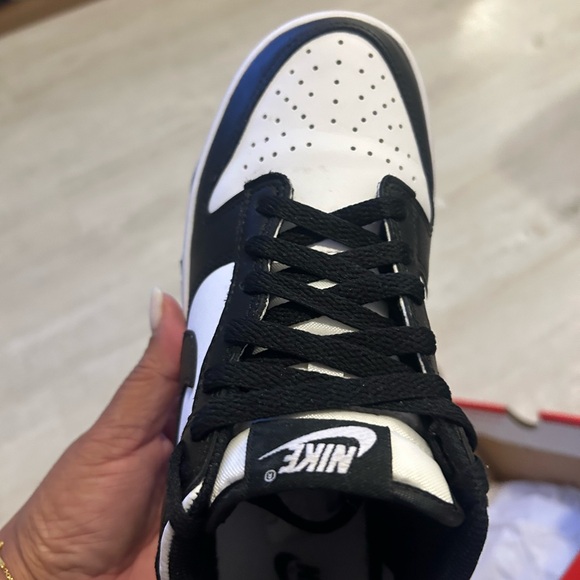 Nike Dunks - Picture 3 of 10